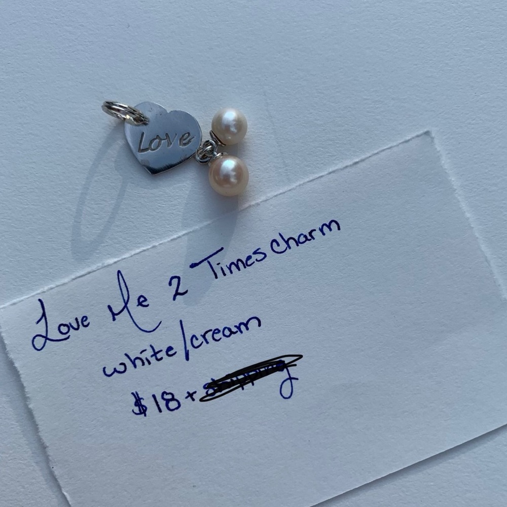 Love Me 2 Times Vantel Pearls Charm